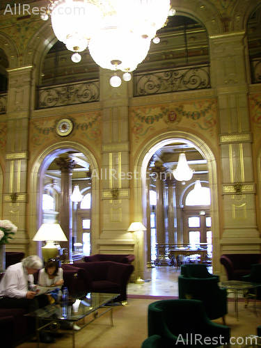 Hotel Concorde Saint-Lazare 8